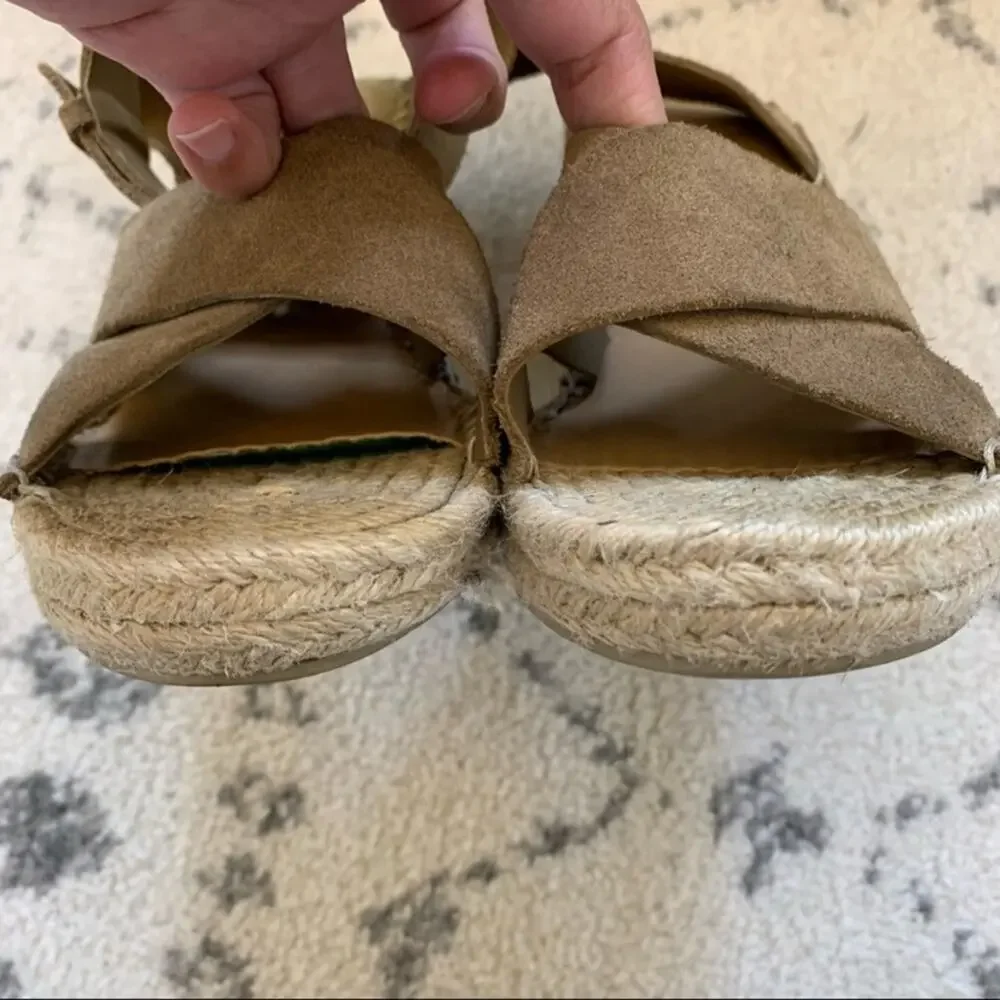 Dolce Vita Tan Ankle Strap Espadrille Wedges size 8